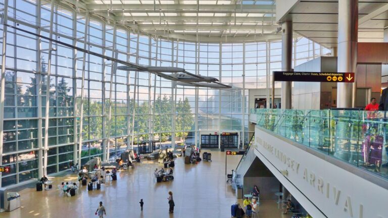 Sea-Tac Airport terminal in the daylight