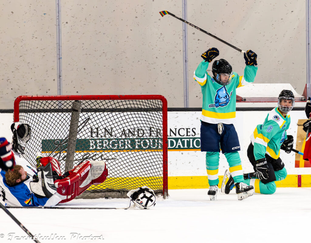 rcr-cv-pride-3_28_55173731059_o